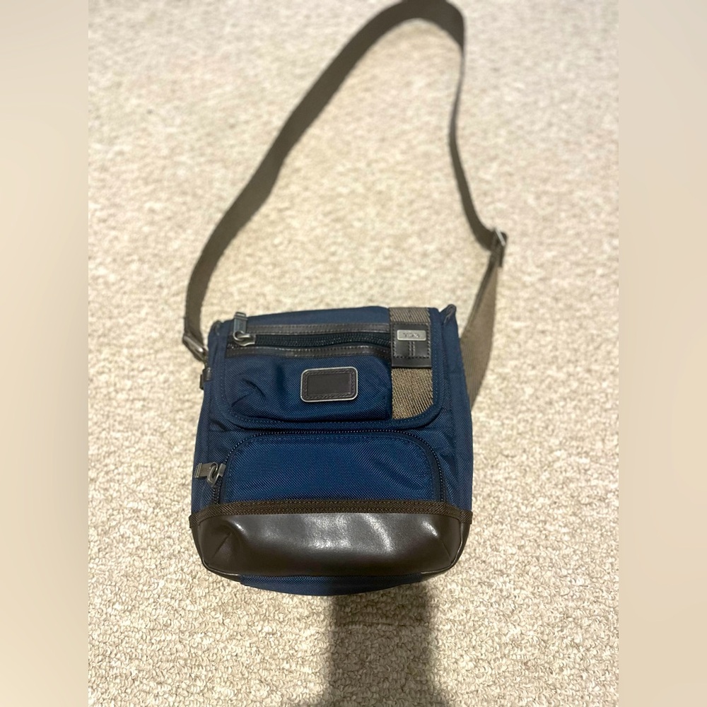 TUMI Alpha Bravo Barstow Crossbody